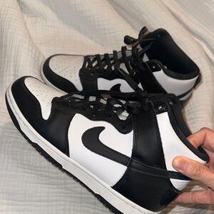 Nike Black and White Athletic Sneakers